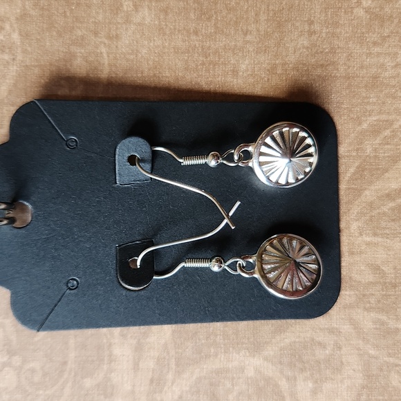 Silver and aqua blue dangle earrings - Picture 2 of 3